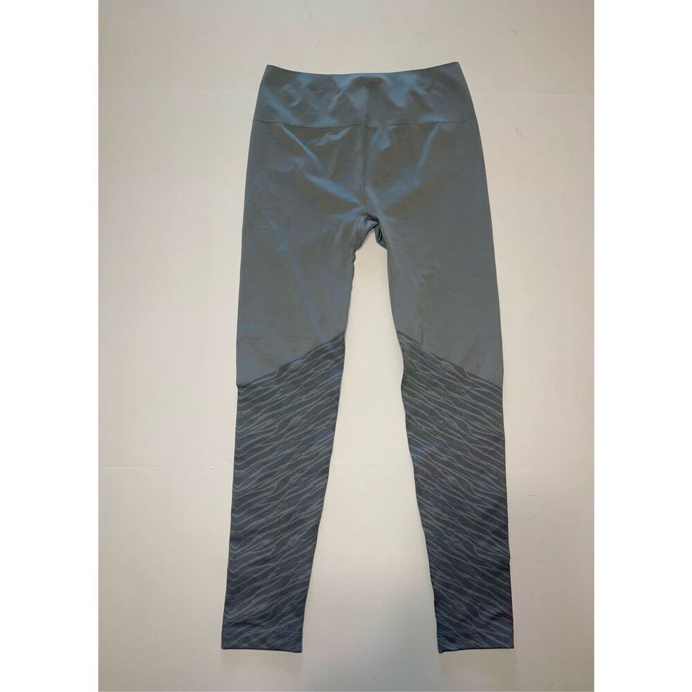 Fabletics Women's High Rise Gray‎ Leggings Size Small A8